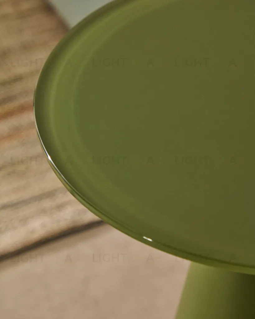 Приставной столик Wilshire из стали с закаленным стеклом с матовой зеленой отделкой Ø35 см 299296