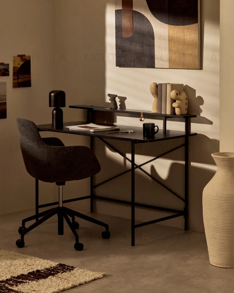 Рабочее кресло Tissiana темно-серого цвета, алюминиевые ножки с черной матовой отделкой 175086