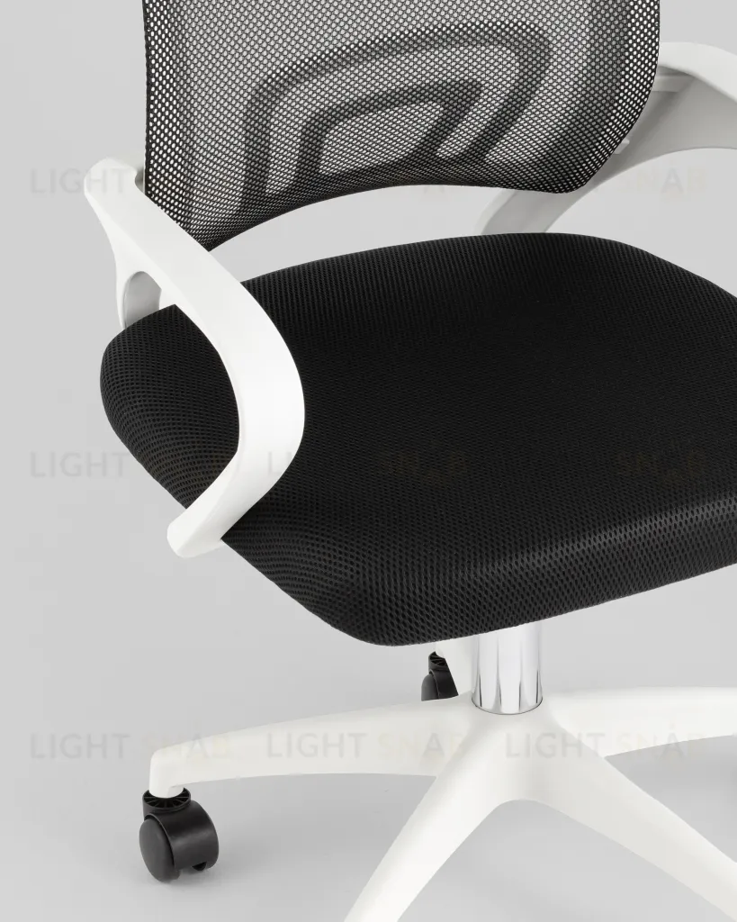 Кресло офисное TopChairs Simple SN черный пластик белый УТ000042082
