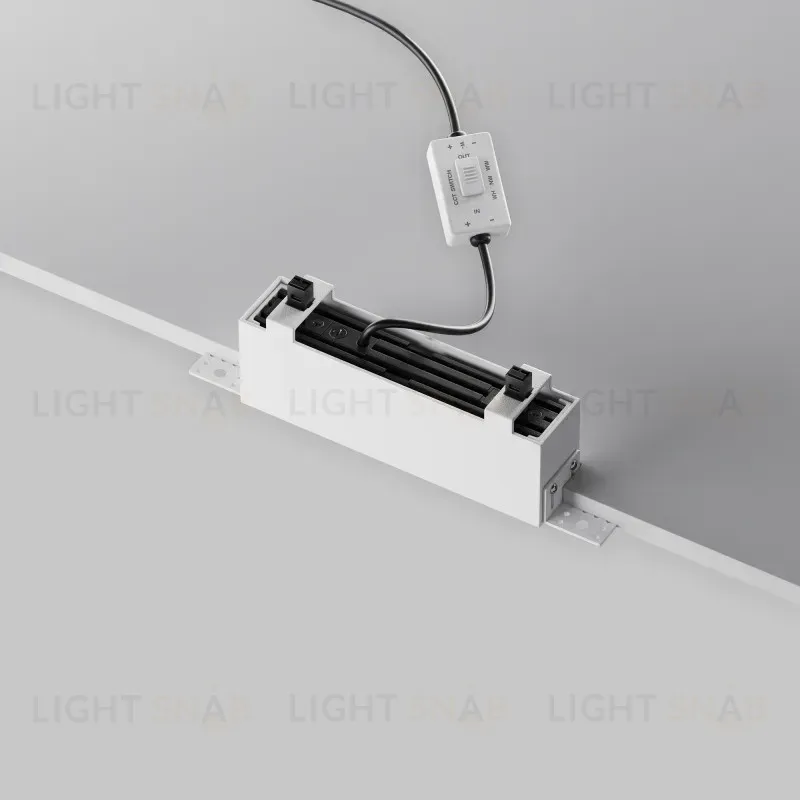 Линейный светильник Maytoni DL066-12W3-6K-TRS-W 