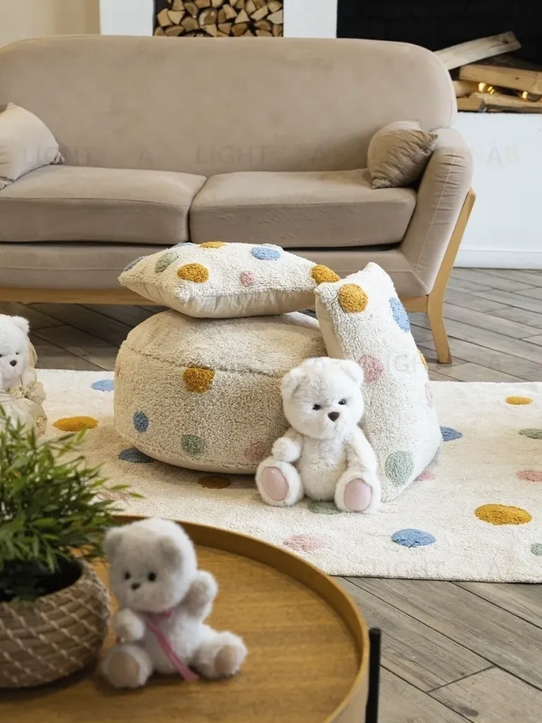 Подушка-пуф Lillaland Lovely Dots 50х30 504188