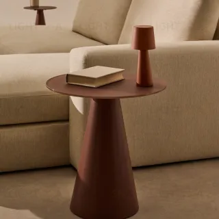 Журнальный столик Wilshire из стекла и стали терракотовый Ø50cm 253559