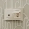 Комплект механизма компьютерной розетки RJ-45 экранированной с автоматической защитной шторкой Alfa Бежевый матовый Quant Ambrella Volt MA332005 (AP3320, VM185) MA332005 - 2