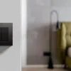 Выключатель кнопочный 2-клавишный 10А/250В с LED подсветкой, черный Kollinger REA-S-014BK для Aspekt, Eleganz, Reflex REA-S-014BK - 3