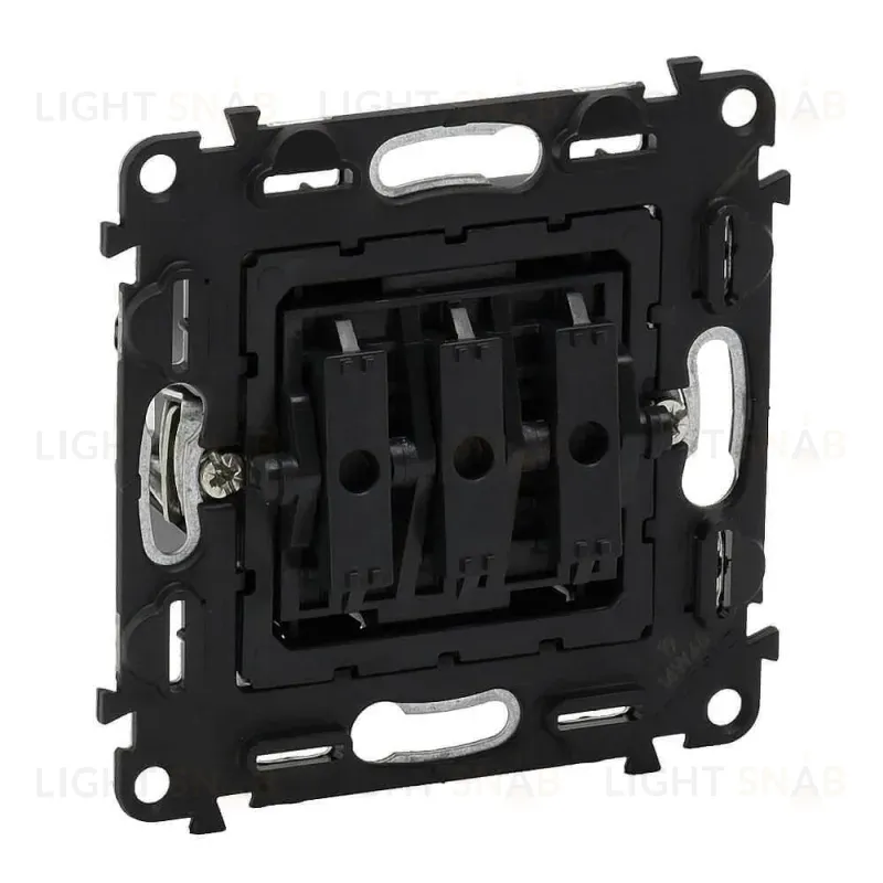 Выключатель трехклавишный Legrand Valena Мех In Matic 10AX 250V винтовой зажим 752003 752003
