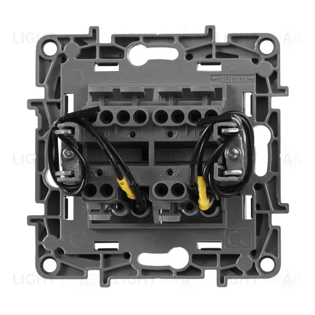 Переключатель двухклавишный Legrand Etika с подсветкой 10A 250V алюминий 672416 672416