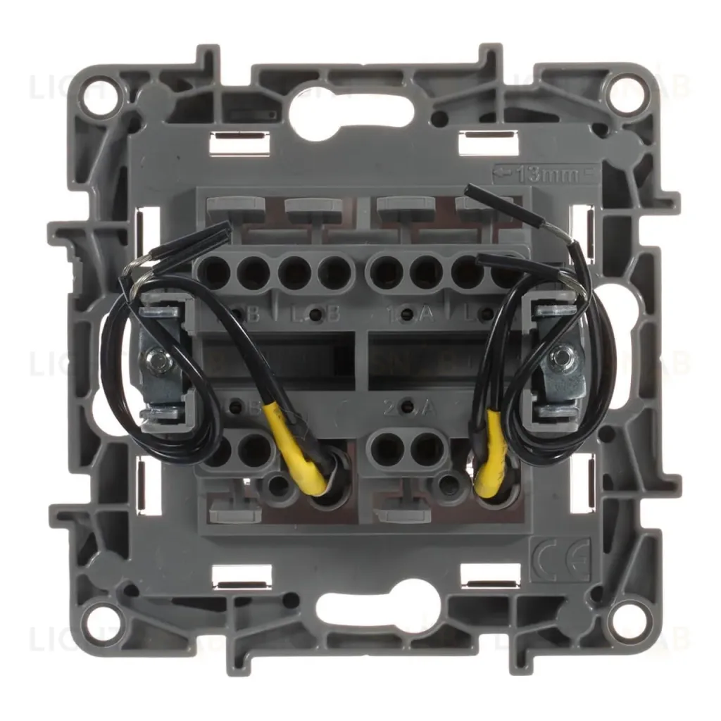 Переключатель двухклавишный Legrand Etika с подсветкой 10A 250V белый 672216 672216