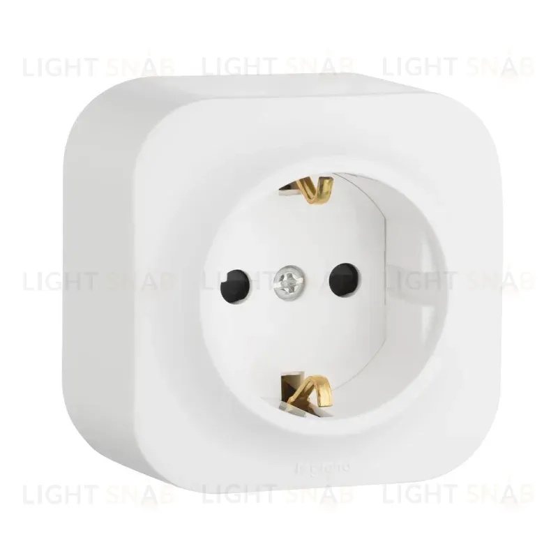 Розетка 2К+З Legrand Quteo 16A 250V с/з со шторками белая 782220 782220