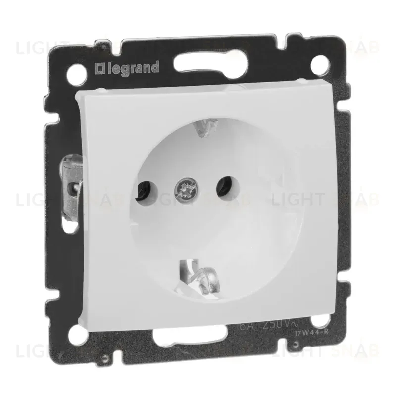 Розетка 2К+3 Legrand Valena 16A 250V с/з винтовой зажим белая 774420 774420