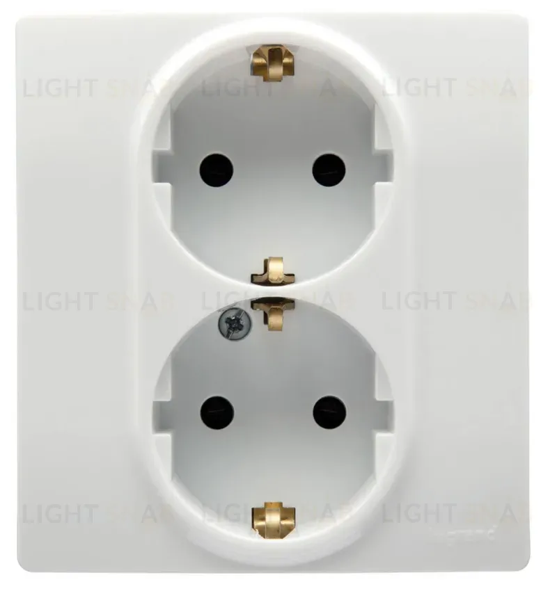 Розетка 2X2К+З Legrand Etika 16A 250V с/з со шторками безвинтовой зажим немецкий стандарт белый 672233 672233