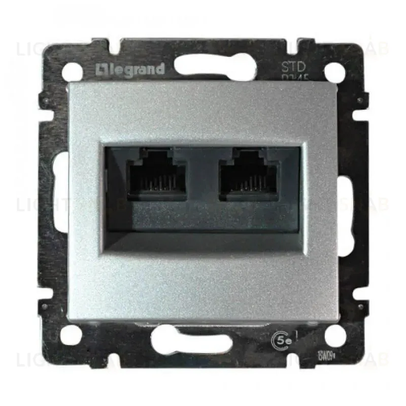 Розетка компьютерная 2хRJ45 Legrand Valena 5e кат UTP с захватами алюминий 770231 770231