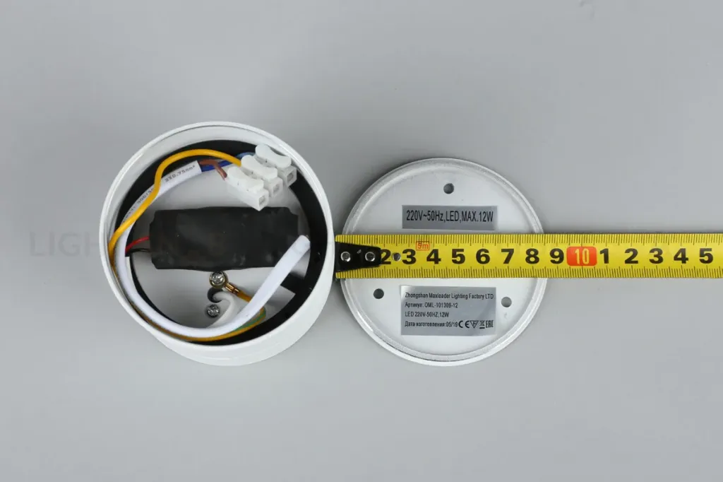 Светодиодный спот Omnilux Lenno OML-101309-12 OML-101309-12