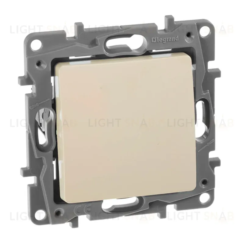 Выключатель кнопочный одноклавишный Legrand Etika 6A 250V слоновая кость 672314 672314