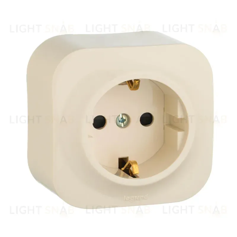 Розетка 2К+З Legrand Quteo 16A 250V с/з со шторками слоновая кость 782250 782250