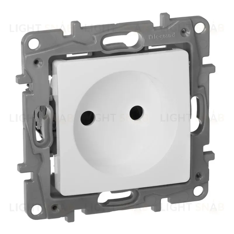 Розетка 2К Legrand Etika 16A 250V б/з со шторками винтовой зажим белая 672234 672234