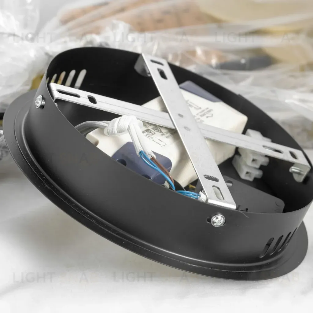 Потолочная светодиодная люстра Lussole Loft Gilbert LSP-8433 LSP-8433