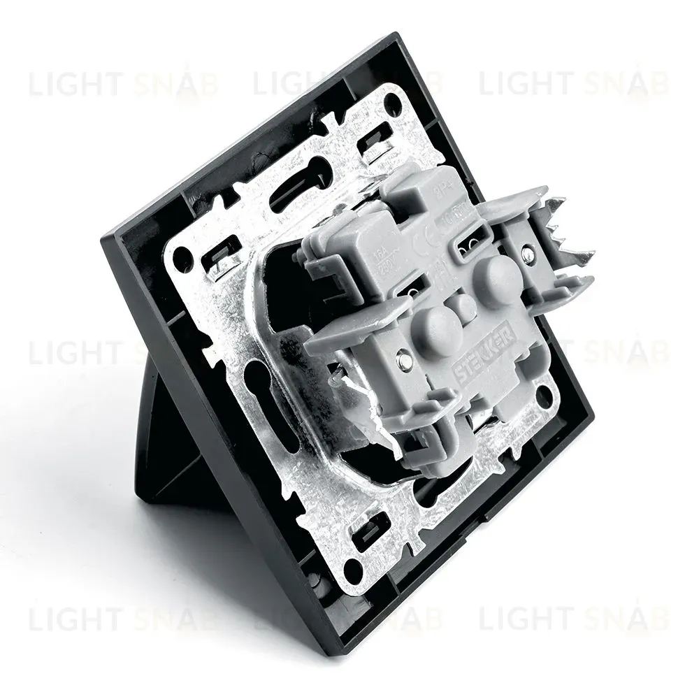 Розетка 1-местная с крышкой Stekker PST16-9012-03 с защитной шторкой 39481 39481