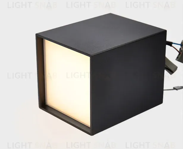 Накладной светильник Italline DL 3028 black 3000K DL 3028 black 3000K