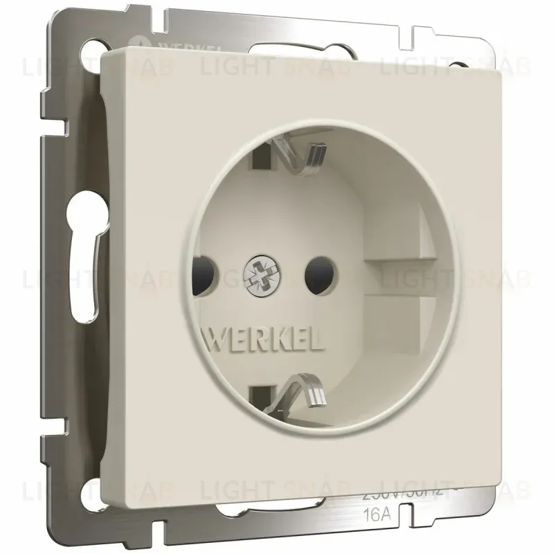Розетка с заземлением и шторками Werkel 4690389184741 W1171162 4690389184741