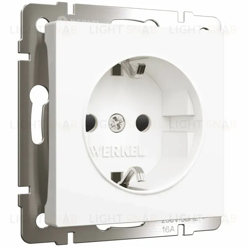 Розетка с заземлением и шторками Werkel 4690389184734 W1171161 4690389184734