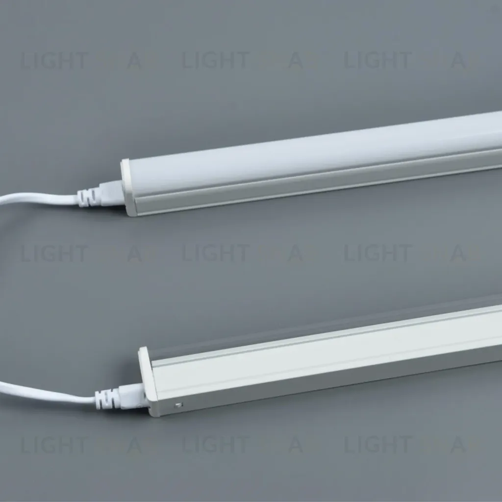 Провод Uniel UCX-PP3/L10-050 WHITE 1 POLYBAG UL-00008553 UCX-PP3/L10-050 WHITE 1 POLYBAG