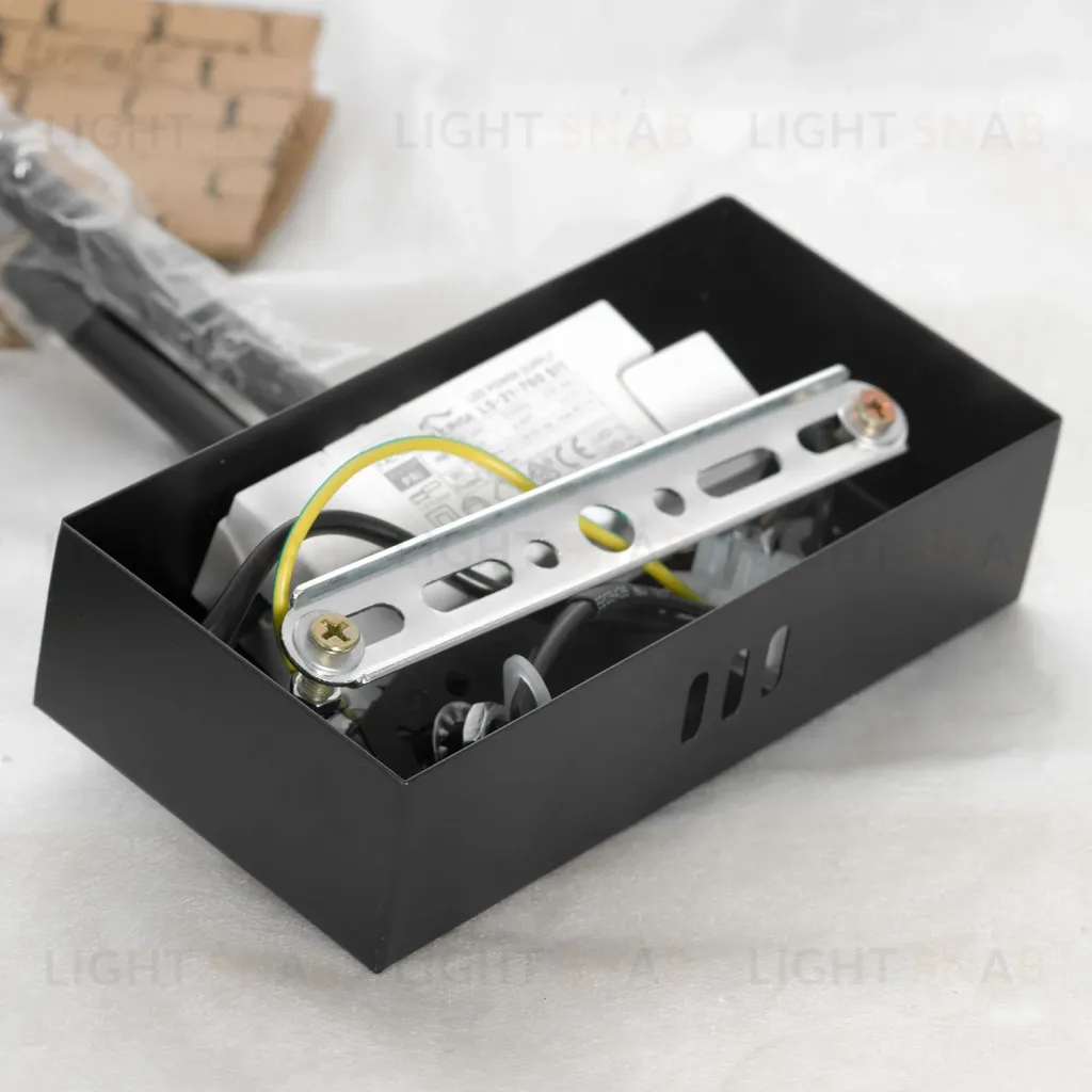 Люстра на штанге Lussole Beaumont LSP-7073 LSP-7073