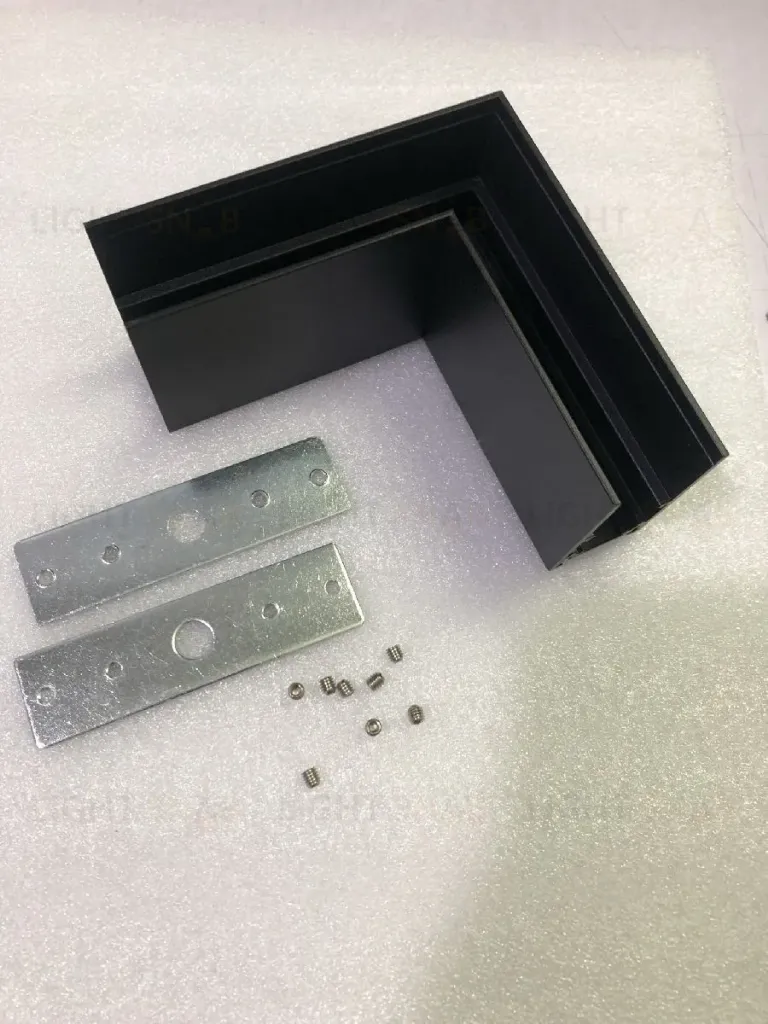 Угловой соединитель iLedex Vision CORNER CONNECT 4822-021-95/95-BK CORNER CONNECT 4822-021-95/95-BK