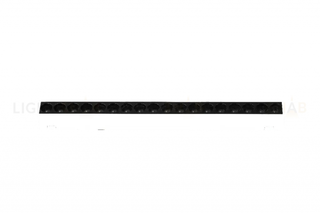 Трековый магнитный светильник iLedex Vision 4825-039-L293-18W-36DG-3000K-WH 4825-039-L293-18W-36DG-3000K-WH