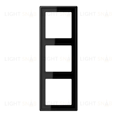 Рамка трехместная Jung LS983SW LS983SW