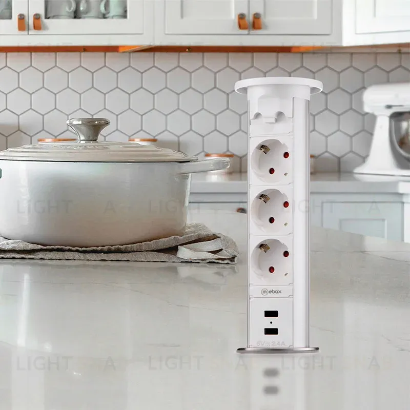 Блок розеток 105W (3 секции и 2 USB) Mebax 00-00001162 00-00001162