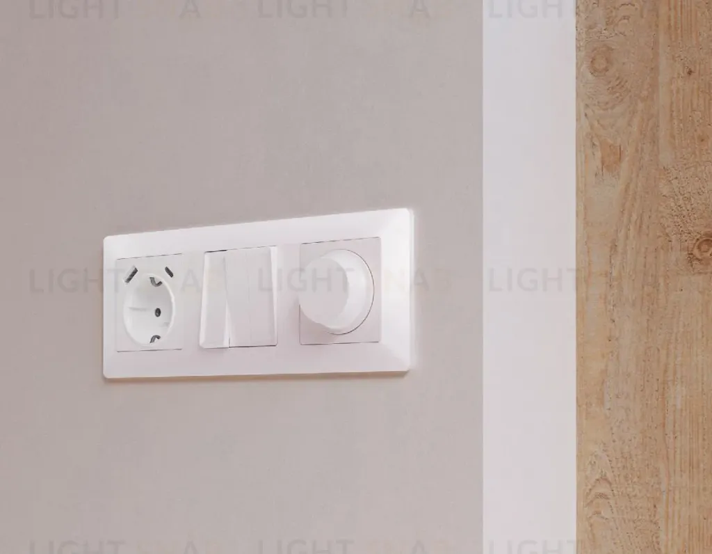 Лицевая панель для розетки с/з со шторками 2USB A+C Ambrella Volt Alfa AP2100 AP2100