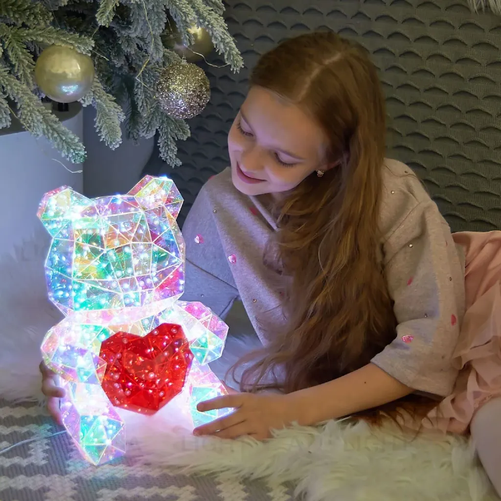 Светодиодная фигура Uniel ULD-R508 USB BEAR WITH HEART UL-00012217 ULD-R508 USB BEAR WITH HEART