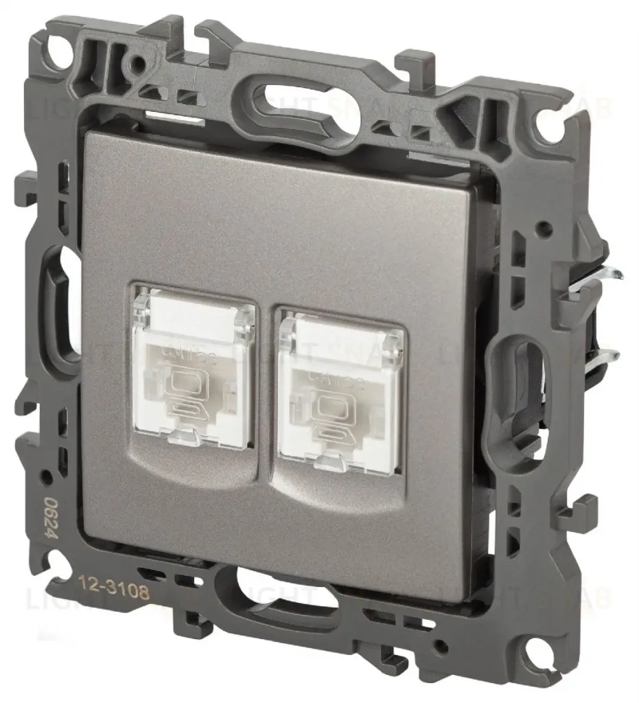 Розетка компьютерная двойная RJ45 Эра 12-3108-16 Б0065665 Б0065665
