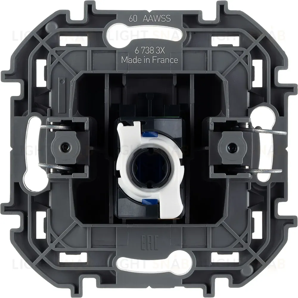 Розетка компьютерная RJ45 Legrand Inspiria 673830 673830