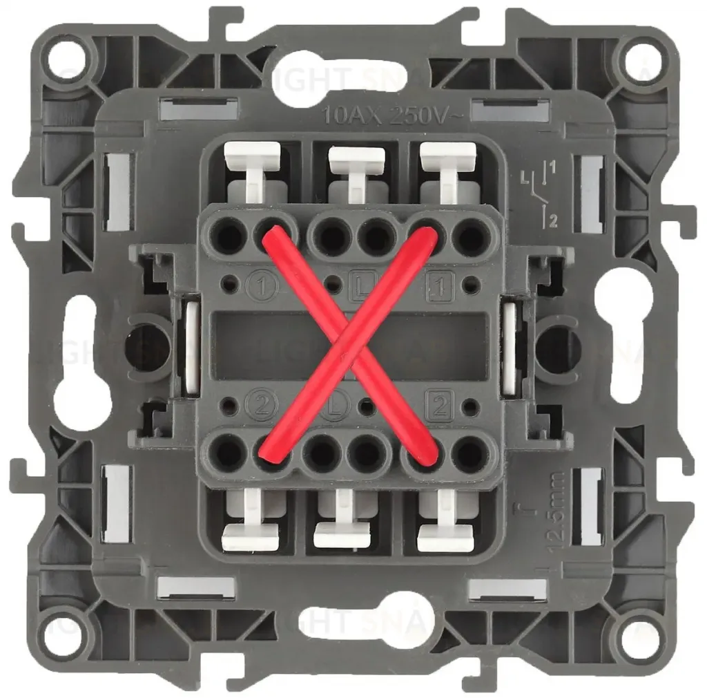 Переключатель перекрестный Эра 12-1108-04 Б0018245 Б0018245