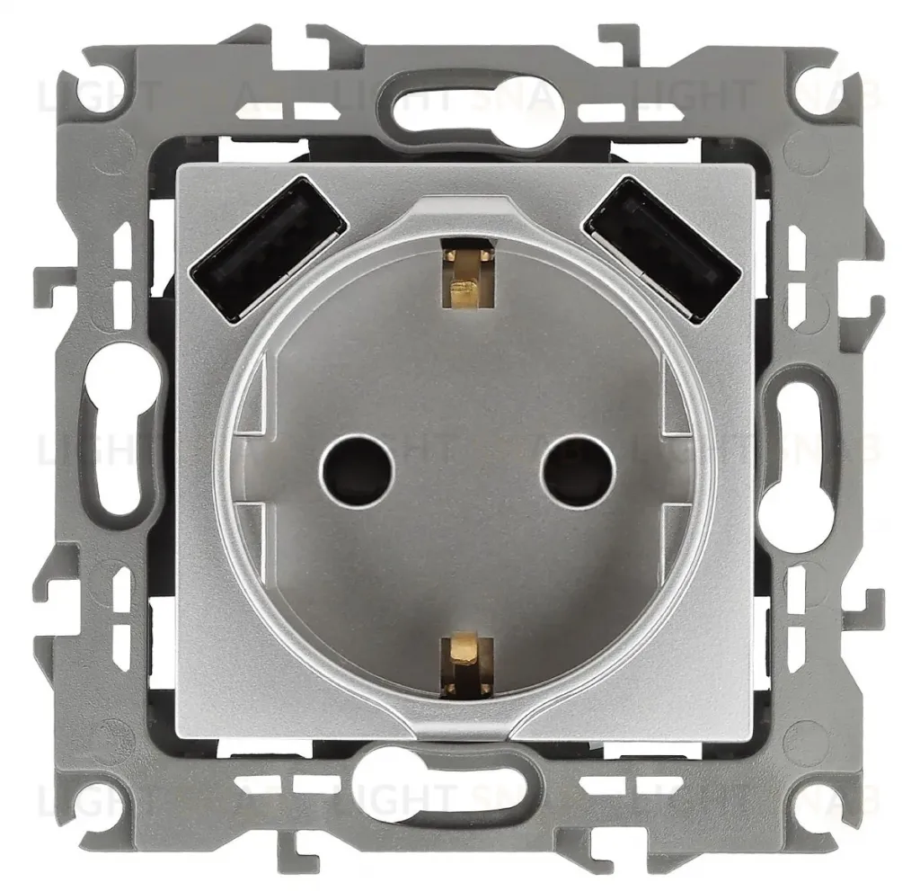 Розетка 2P+E со шторками и 2xUSB Эра 12-4109-03 Б0047842 Б0047842