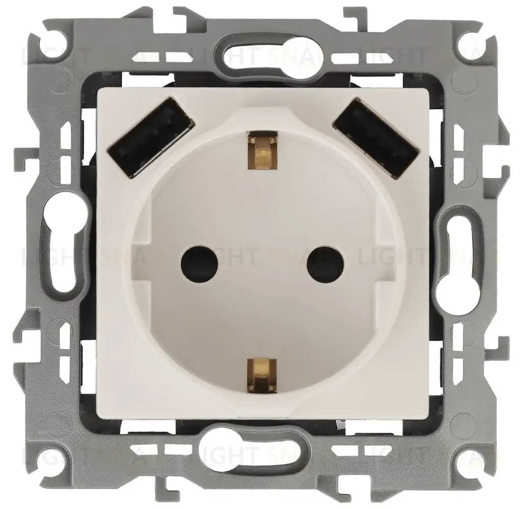 Розетка 2P+E со шторками и 2xUSB Эра 14-4109-02 Б0047868 Б0047868
