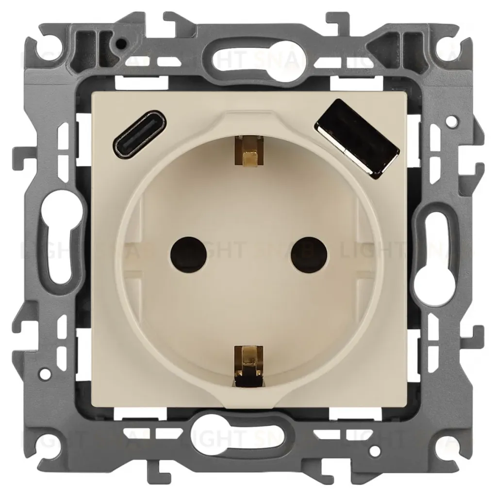 Розетка со шторками с USB type-A+C Эра 12-4108-02 Б0067731 Б0067731