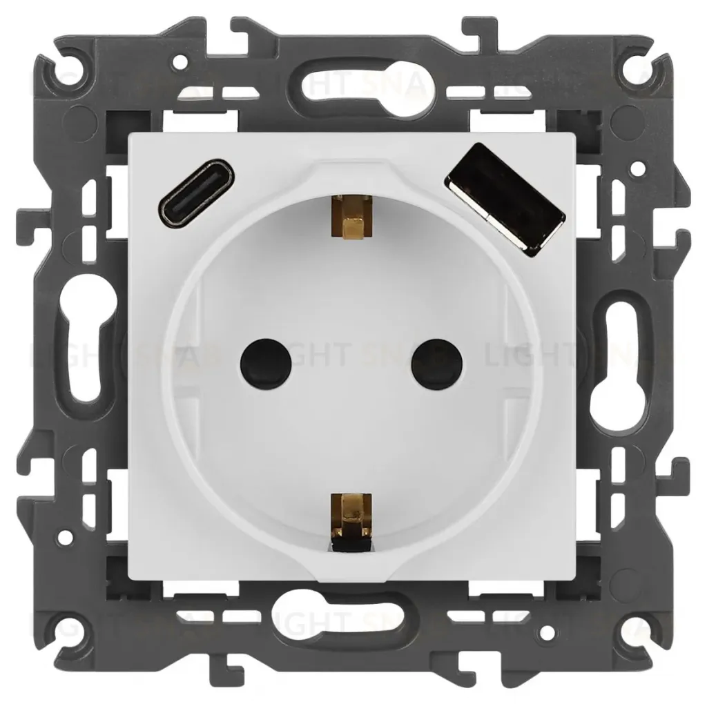 Розетка со шторками с USB type-A+C Эра Elegance 14-4108-01 Б0067736 Б0067736