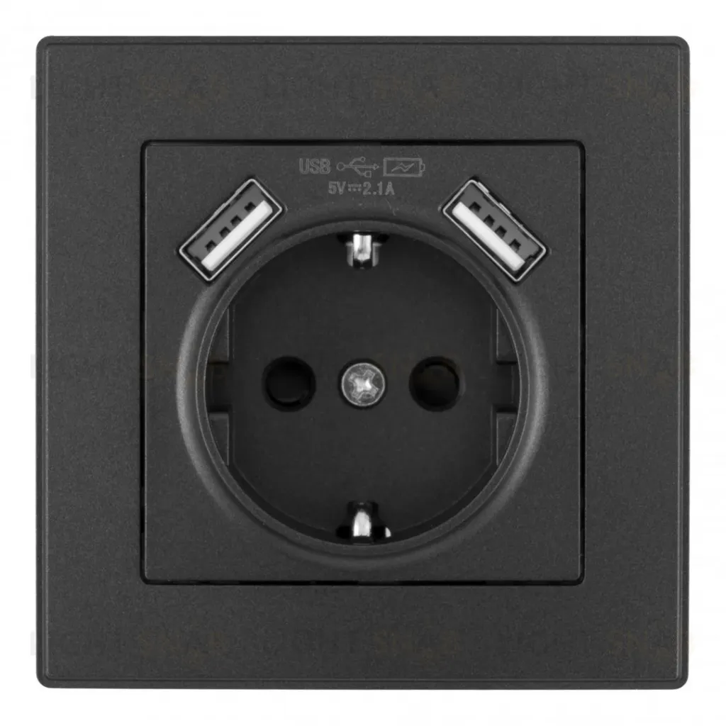 Комплект розетки с/з и шторками + USB и рамкой Arte Milano SET06-1-47-1 black SET06-1-47-1 black
