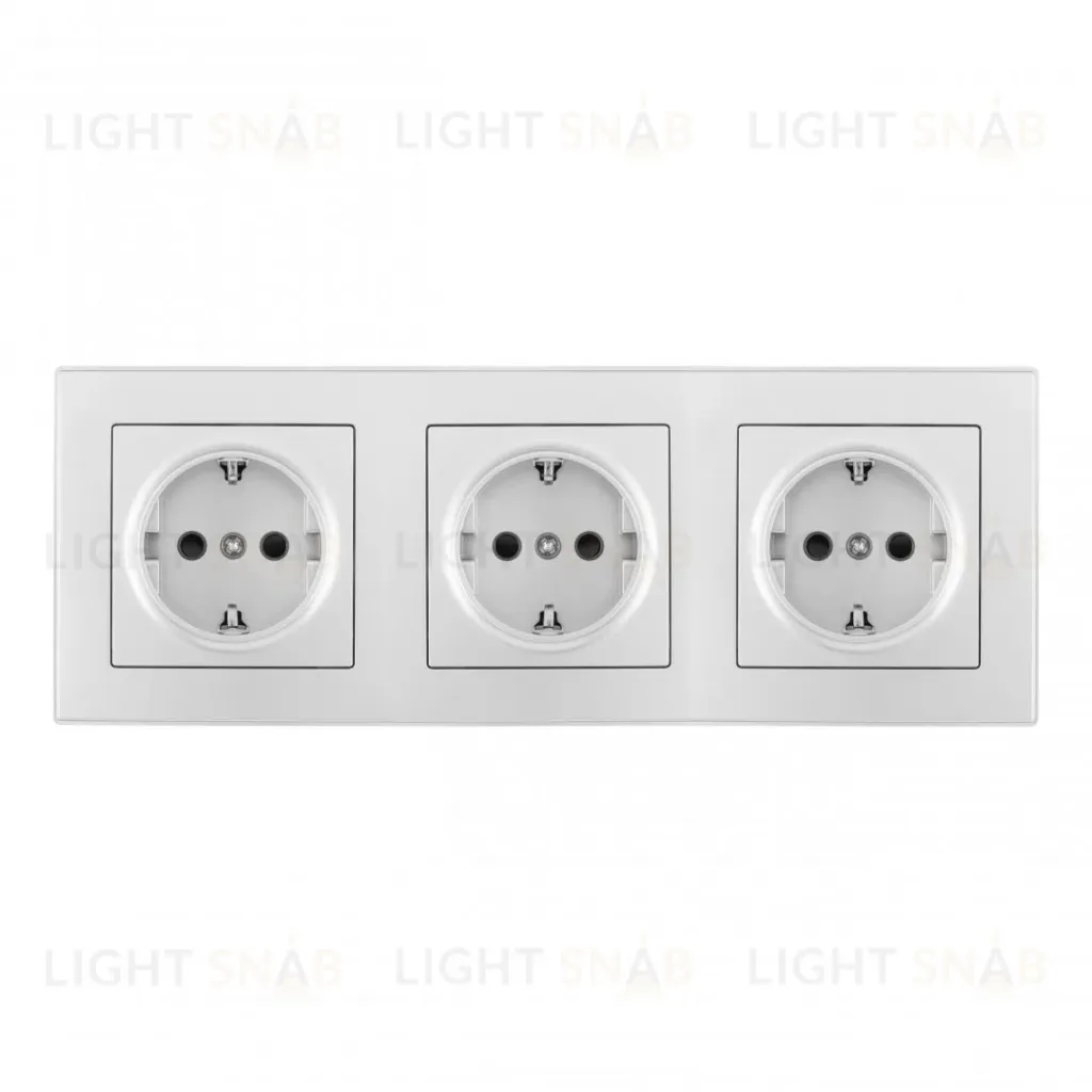 Розетка тройная (трехпостовая) с/з и шторками Arte Milano SET06-3-40-1x3 silver SET06-3-40-1x3 silver