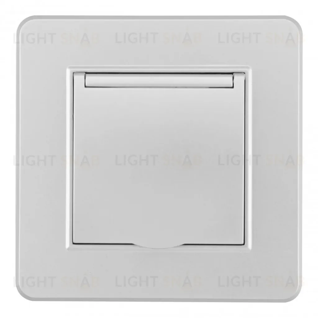 Комплект розетки с/з и шторками, защитной крышкой и рамкой Arte Milano SET16-1-41-1 silver SET16-1-41-1 silver