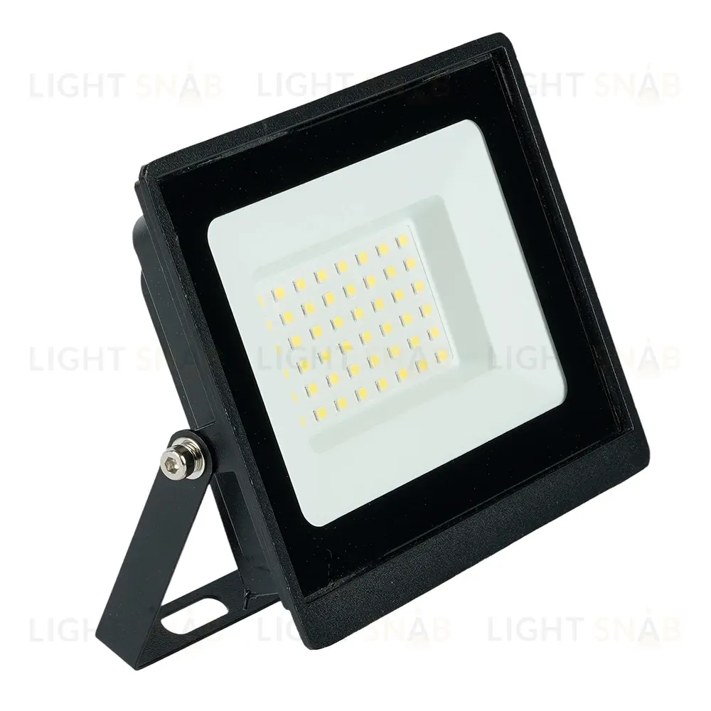 Светодиодный прожектор Feron LL-935 IP65 50W 6400K 52108 52108