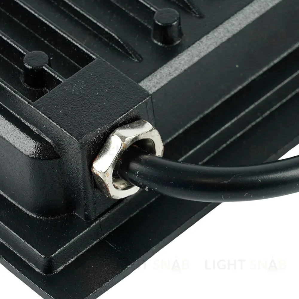 Светодиодный прожектор Feron LL-935 IP65 50W 6400K 52108 52108