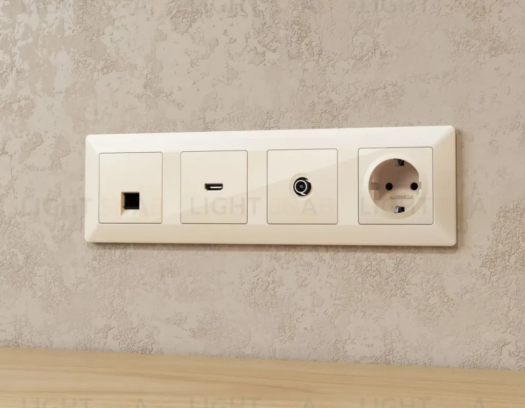 Комплект механизма компьютерной розетки RJ-45 экранированной с автоматической защитной шторкой Alfa Бежевый глянец Quant Ambrella Volt MA312005 (AP3120, VM185) MA312005