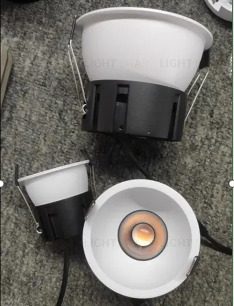 Встраиваемый влагозащищенный светильник Italline IT06-6032 white 3000K IT06-6032 white 3000K
