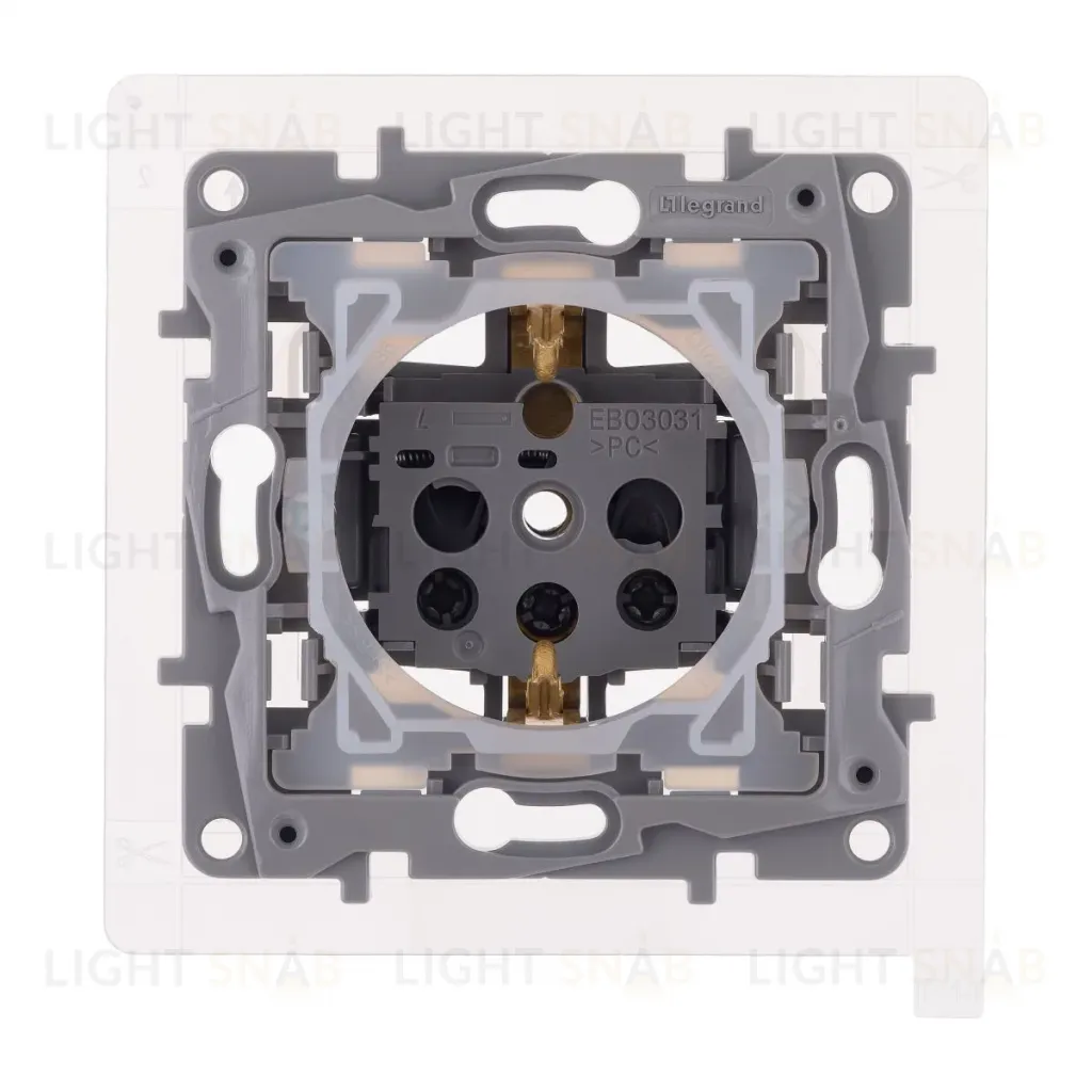 Розетка 2К+З IP44 Legrand Etika Слоновая кость 672326 672326