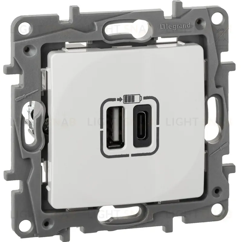 Зарядка USB A-C Legrand Etika Белый 672236 672236