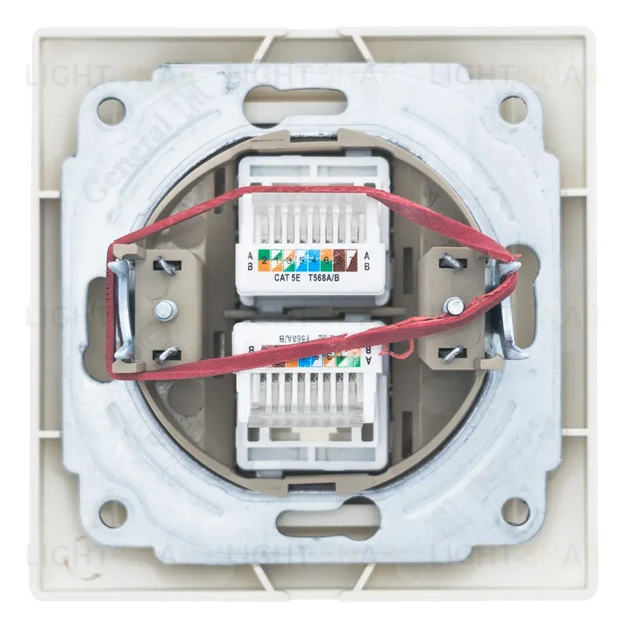 Розетка двойная компьютерная RJ45 скрытой установки IP20,слоновая кость "Дельта" General 477281 477281