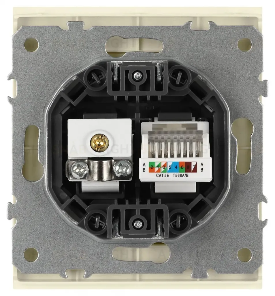 Розетка Эра Arktik 16-3110-02 комбинированная RJ45+TV слоновая кость Б0070495 Б0070495